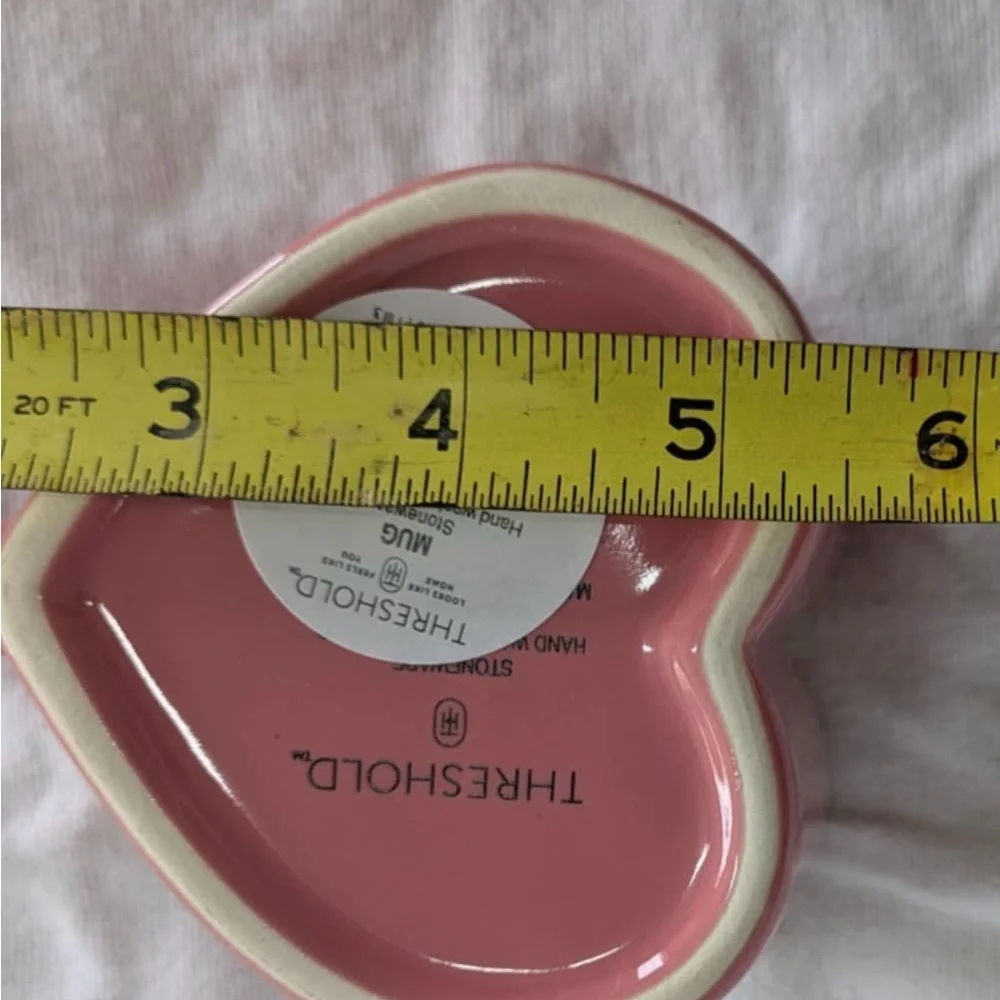 NWT Threshold Pink and Gold Heart-Shaped Mug Coffee Accessory